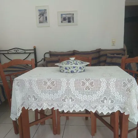 Lägenhet Irida 1